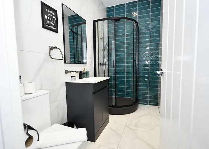 Apartment Fabulous Compact 1 Bedroom In *